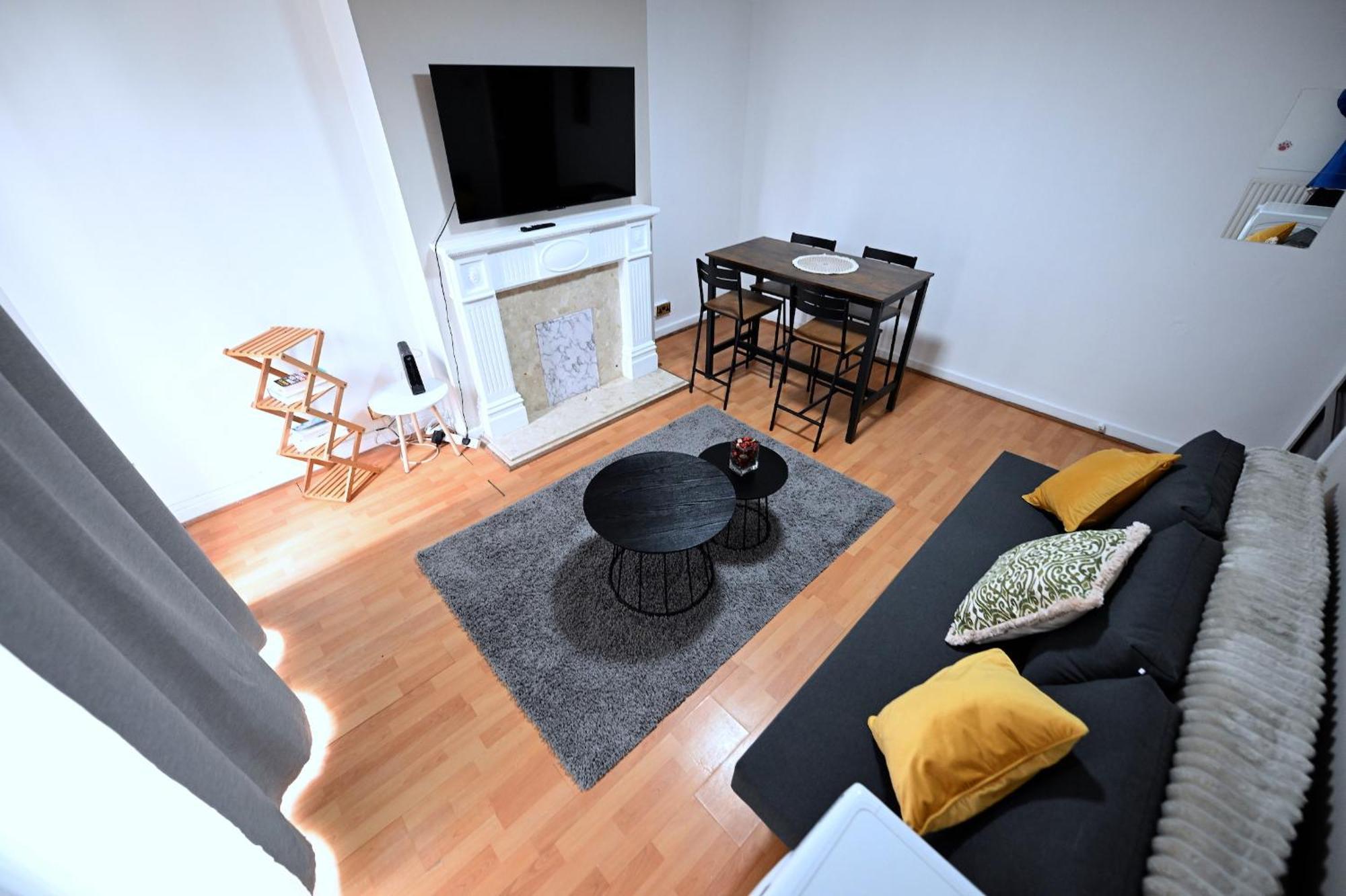 Stunning 2-bedroom * Londra