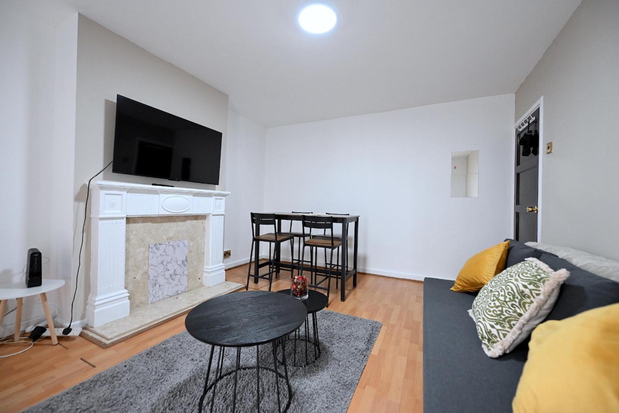 Stunning 2-bedroom Appartamento
